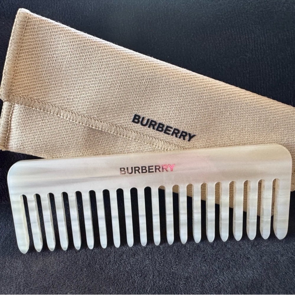 New Burberry Pearl Hair Comb